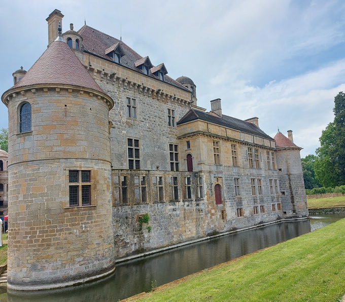 chateau deu pailly